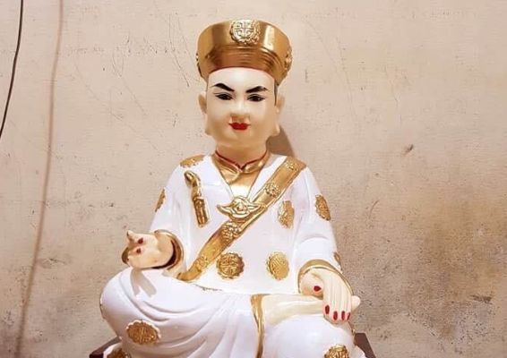 Quan Hoàng Bơ Thoải